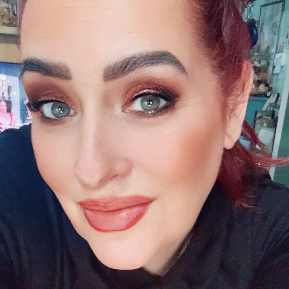 Meet your Posher, Dawn